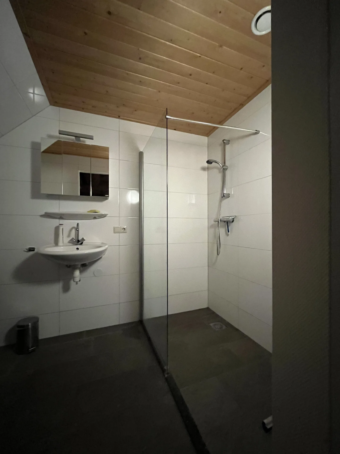 cedar-spirit-badkamer-beneden-02