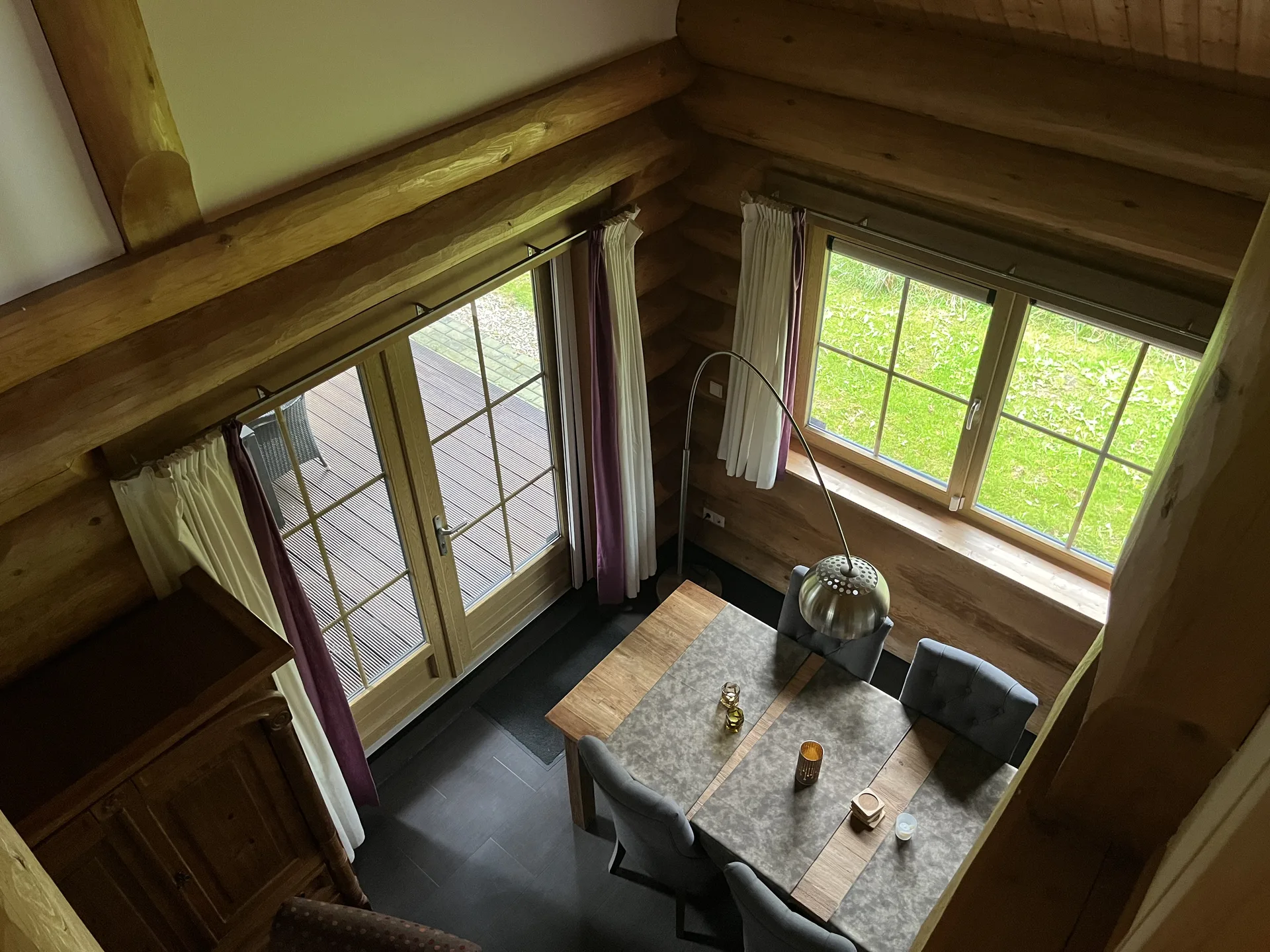 maple-leaf-kamer-04